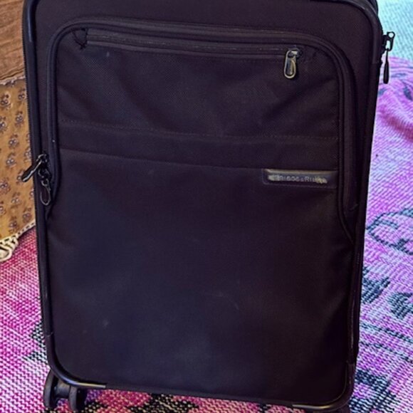 Briggs and Riley Carry-on expandable suitcase 22" perfect weekender - Picture 1 of 6